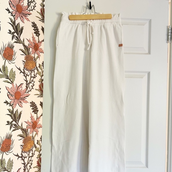 Lunya Cozy Cotton Silk Relaxed Pant - Picture 6 of 6